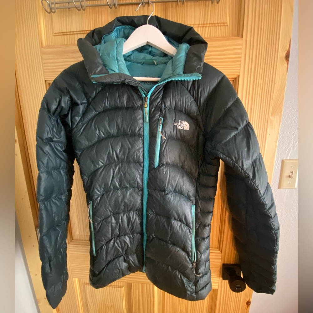 Women’s Dark Blue Small North Face Winter Puffer Down Jacket with Hood